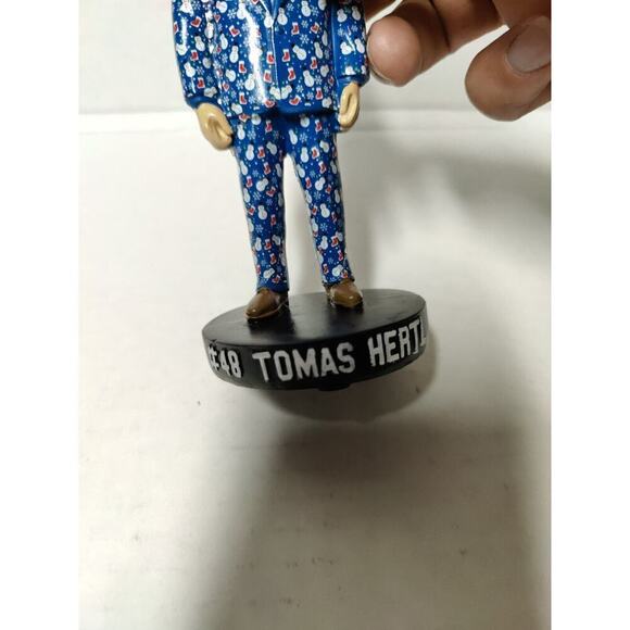 San Jose Sharks Bobblehead Hertl Holiday Suit 2018 - Picture 6 of 16